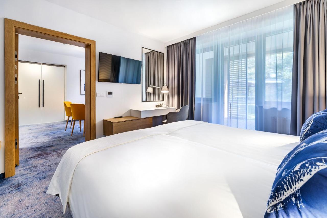 Best Western Hotel Jurata Exterior photo